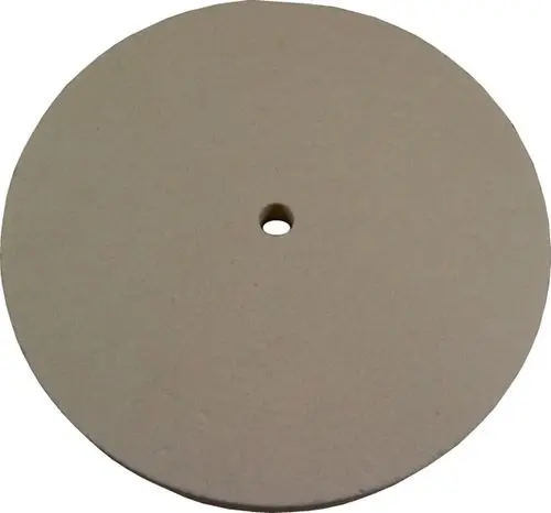 Runder, beige Dämmstoff mit mittigem Loch, geeignet für Heizungsanwendungen. Produkt von Wolf für Brennkammertopf-Dämmung.